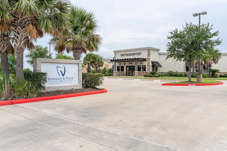 Risinger & Valls Orthodontic Specialists in Port Arthur, TX