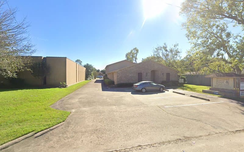 Chris W. Busch, CPA in Beaumont, TX