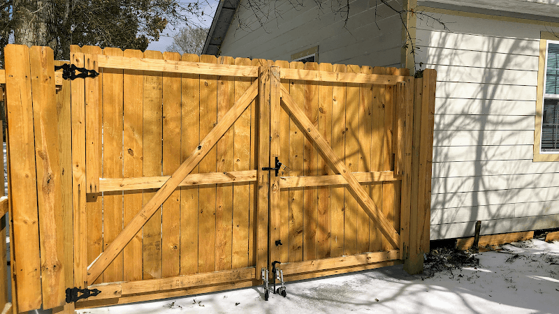 Handyman service (Lucas Enterprize in Port Arthur, TX