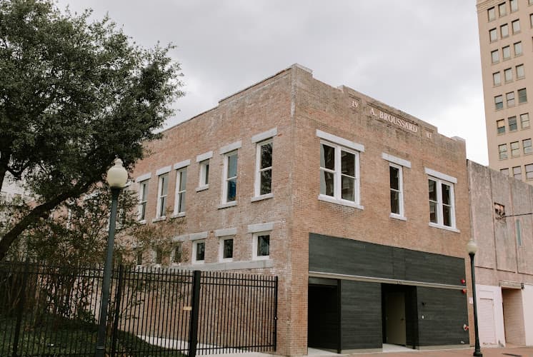 434 Fannin in Beaumont, TX