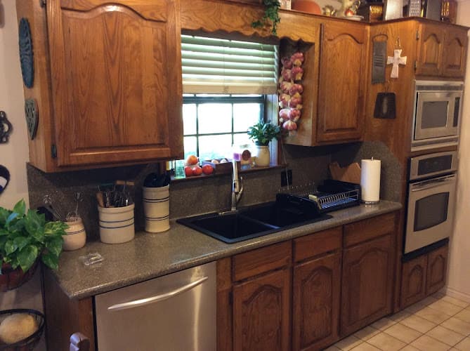Miracle Method Surface Refinishing in West Orange, TX