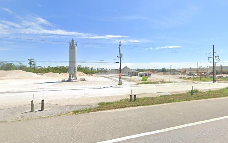 Modern Concrete & Materials - Bridge City Plant / Barge Facility