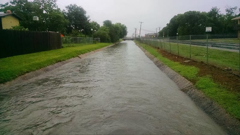 Groves in Groves, TX