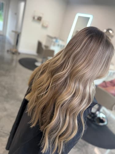 Luxe and Locks Beauty Co.