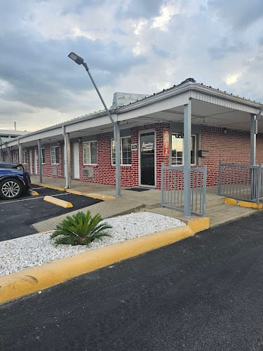 Ameristay Inn & Suites in Orange, TX