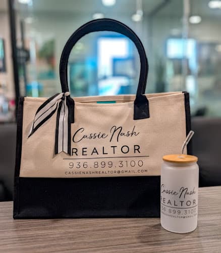 Cassie Nash Realtor® at Gann Medford Real Estate, INC. in Lufkin, TX