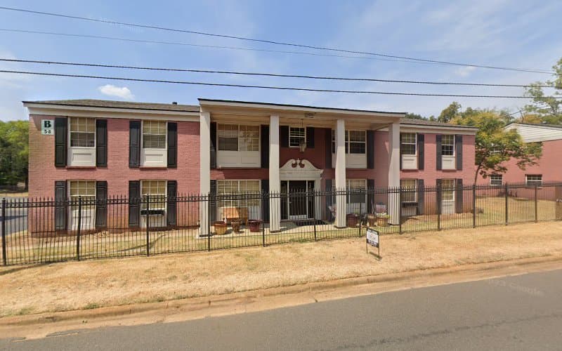 Heritage Arms Apartments in Nacogdoches, TX