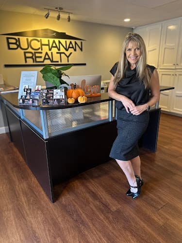 Nedra Buchanan Realtor in Lufkin, TX