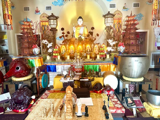 Quang Duyen Temple