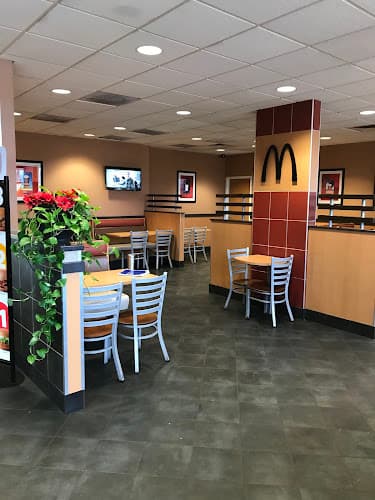 McDonald's in Trinity, TX