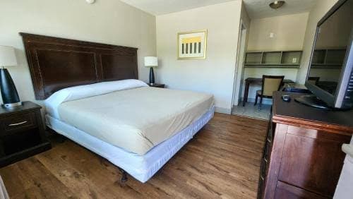 Merit Inn & Suites in Beaumont, TX