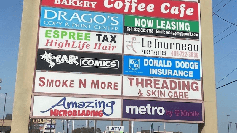 CROSS CENTRAL PLAZA in Nederland, TX