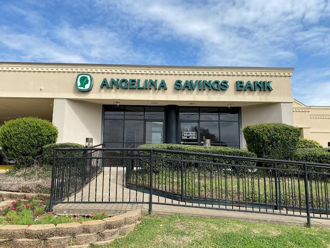 Angelina Savings Bank in Lufkin, TX