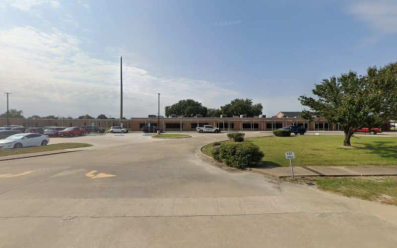 Highland Park Elementary School in Nederland, TX
