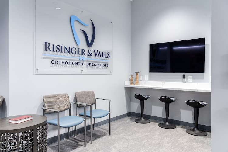 Risinger & Valls Orthodontic Specialists