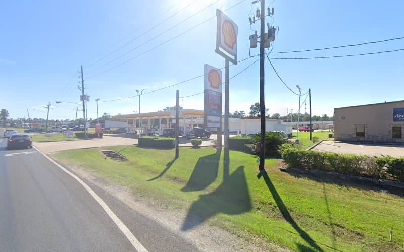 Shell Food Mart in Beaumont, TX