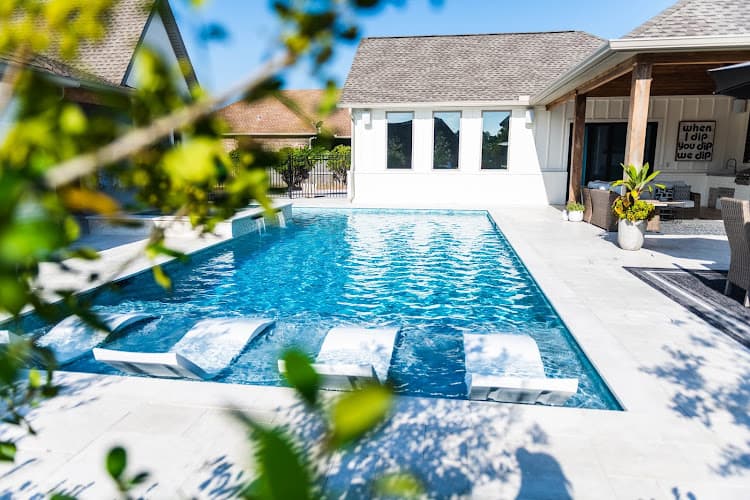 Poolside Service & Maintenance LLC