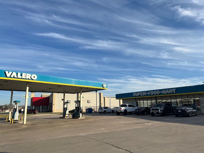 Super Food Mart - Fresh Breakfast till Dinner 4am-9pm in Beaumont, TX