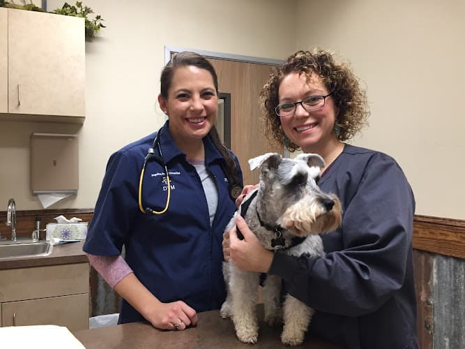 Angelina Animal Hospital in Lufkin, TX