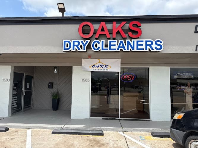Oaks Dry Cleaners