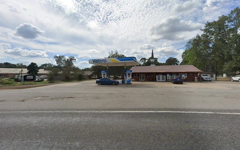 Shelbyville Grocery in Shelbyville, TX
