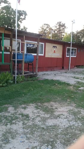 T & A' S ROADHOUSE