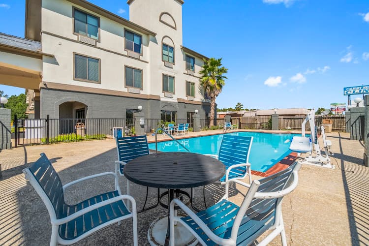 Americas Best Value Inn & Suites Livingston