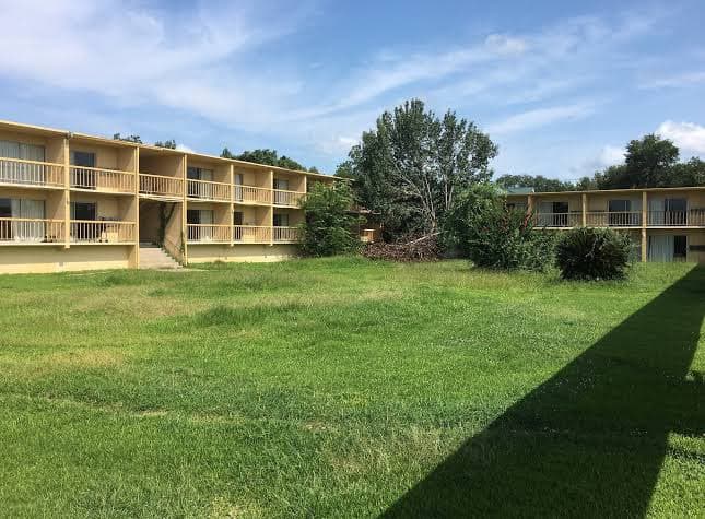 Woodville Inn in Woodville, TX