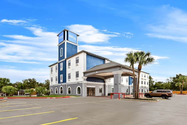 Sonesta Essential Beaumont in Beaumont, TX