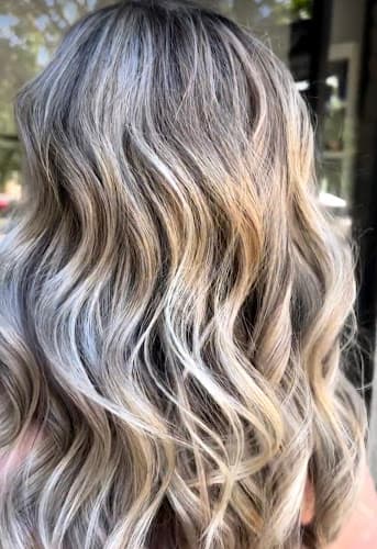 Champagne and Mane in Beaumont, TX
