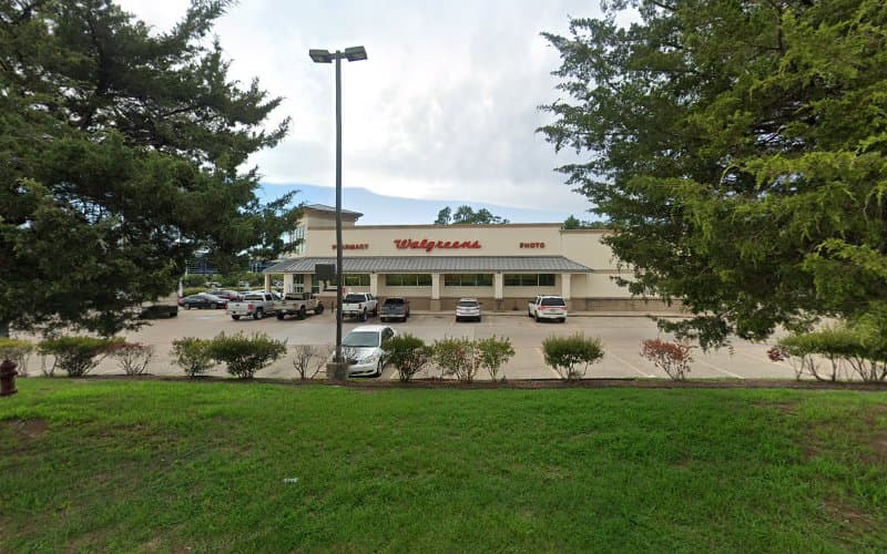 COVID-19 Drive-Thru Testing at Walgreens in Lufkin, TX
