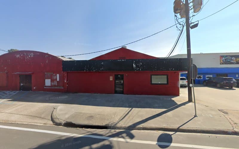 SameeR’s Furniture Lot in Beaumont, TX