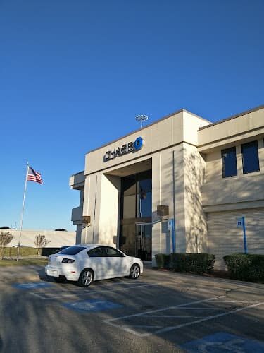 Chase Bank in Beaumont, TX