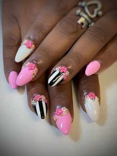 Cara Bella Nail & GLAM Bar in Beaumont, TX