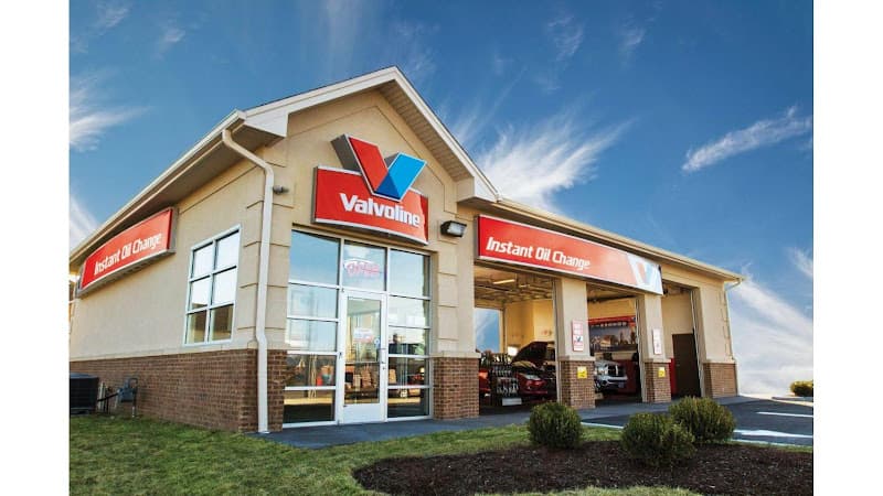 Valvoline Instant Oil Change in Groves, TX