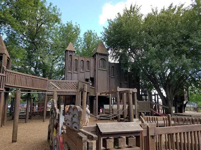 Port Neches Riverfront Park in Port Neches, TX
