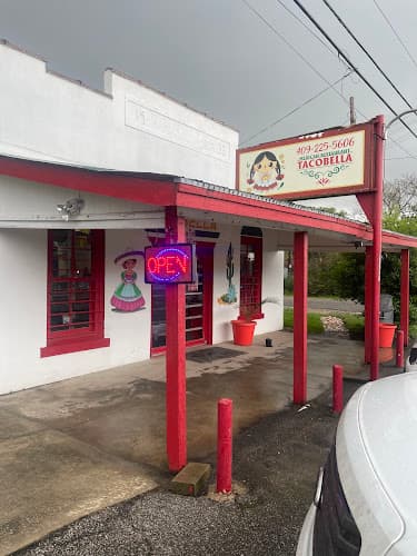 TacoBella in Beaumont, TX