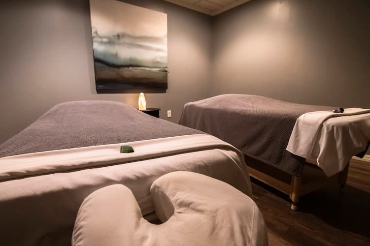 Spa Jasper - Located in the Chateau Jasper