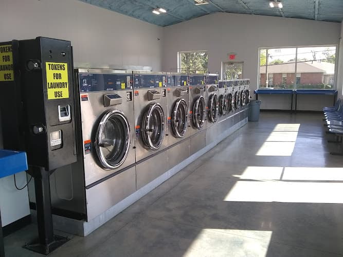 East Side Express Laundromat in Nacogdoches, TX