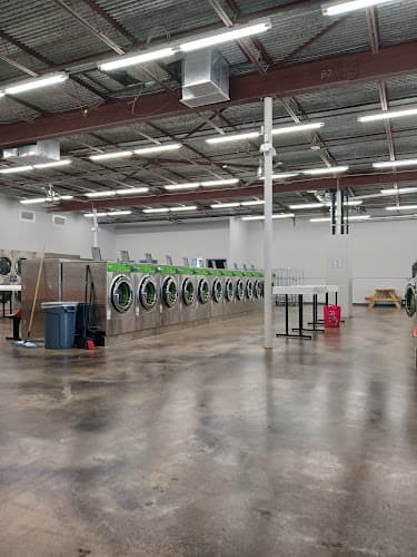 Big Al's Laundromat Self Serve and Wash Dry Fold Drop Off Service in Nacogdoches, TX
