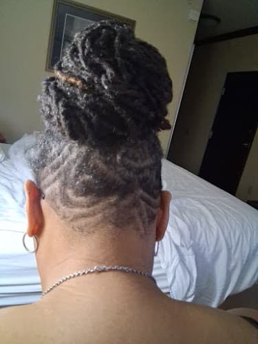 K P's Barber Shop