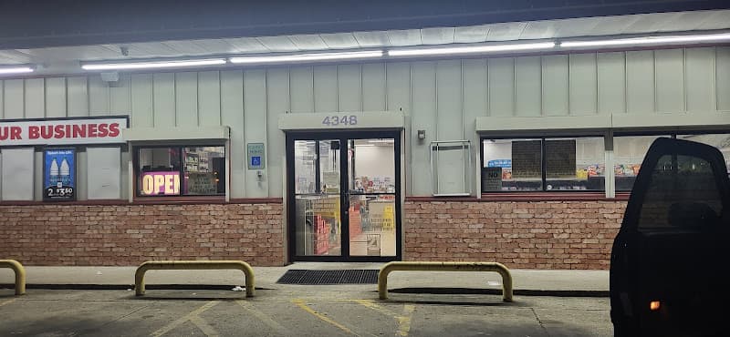 SRZ Grocery in Port Arthur, TX