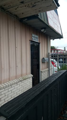 J & T Grocery in Beaumont, TX