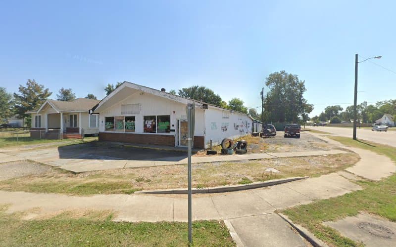 El Camino Tire Shop in Beaumont, TX