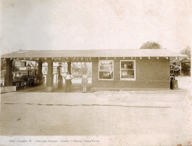 Historic Texaco ran by Steven T. Allee