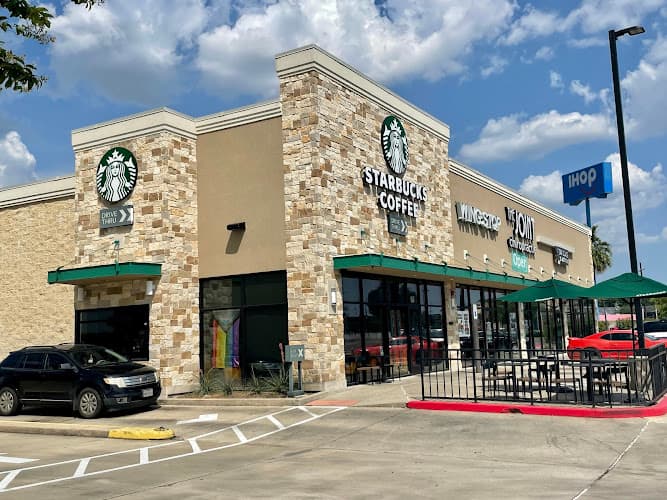 Gateway Shopping Center in Beaumont, TX