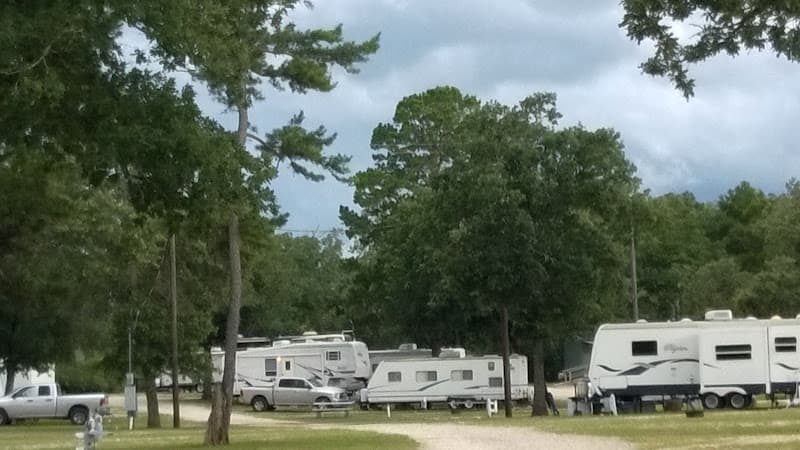 Camp Tonkawa Springs RV Park and Campground in Garrison, TX