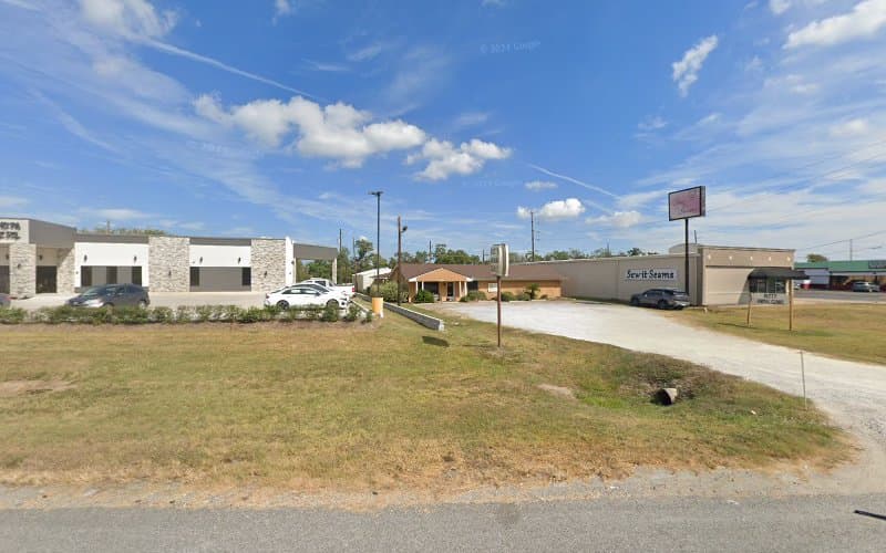 Rutty Animal Clinic: Webb David DVM
