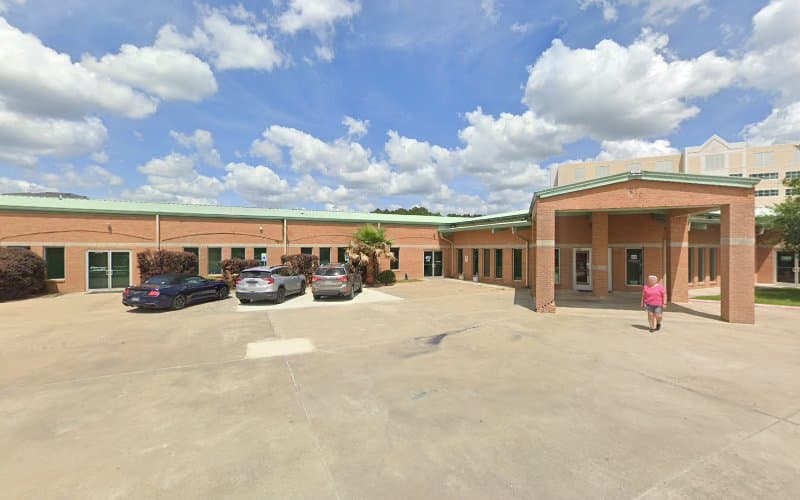 Hung Bui, M.D. in Livingston, TX