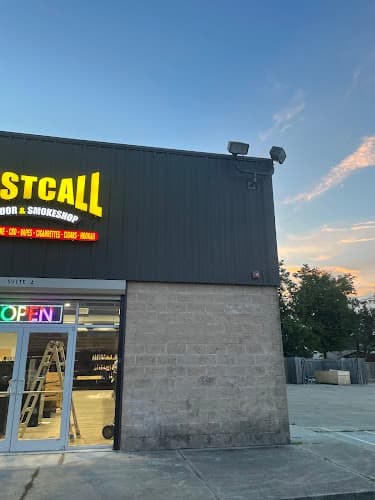 Last call liquor & smoke Shop in Port Arthur, TX